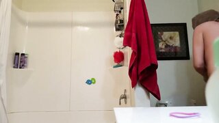 Blond girlfriend's private shower recorded in HD