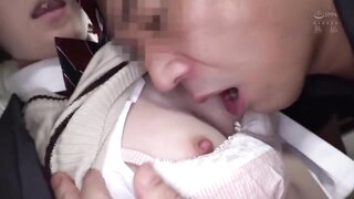Japanese schoolgirl Nene Hiiragi's first erotic video: Arousing and insecure